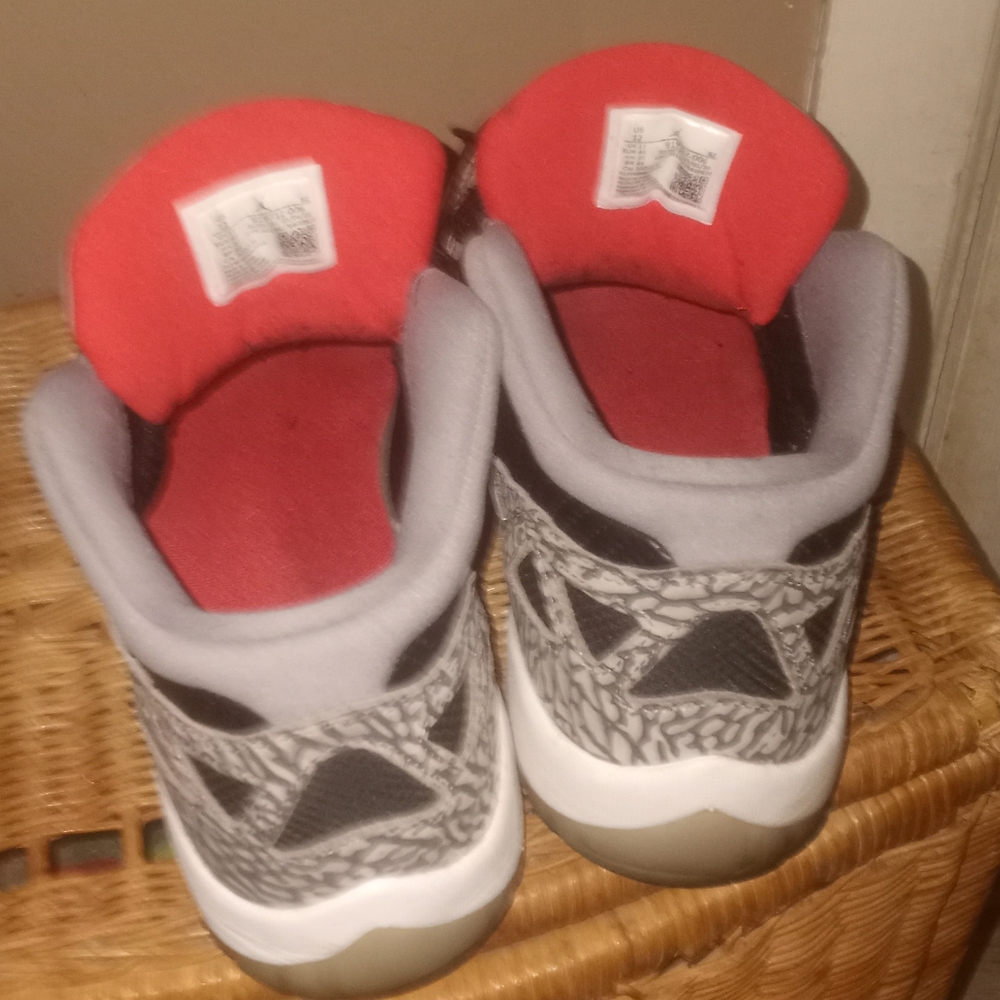 Jordan 11.5 - Picture 2 of 3